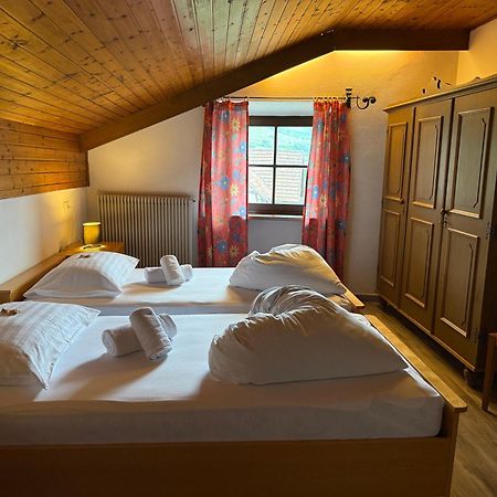 Gasthof Goldenes Lamm Vahrn Екстер'єр фото