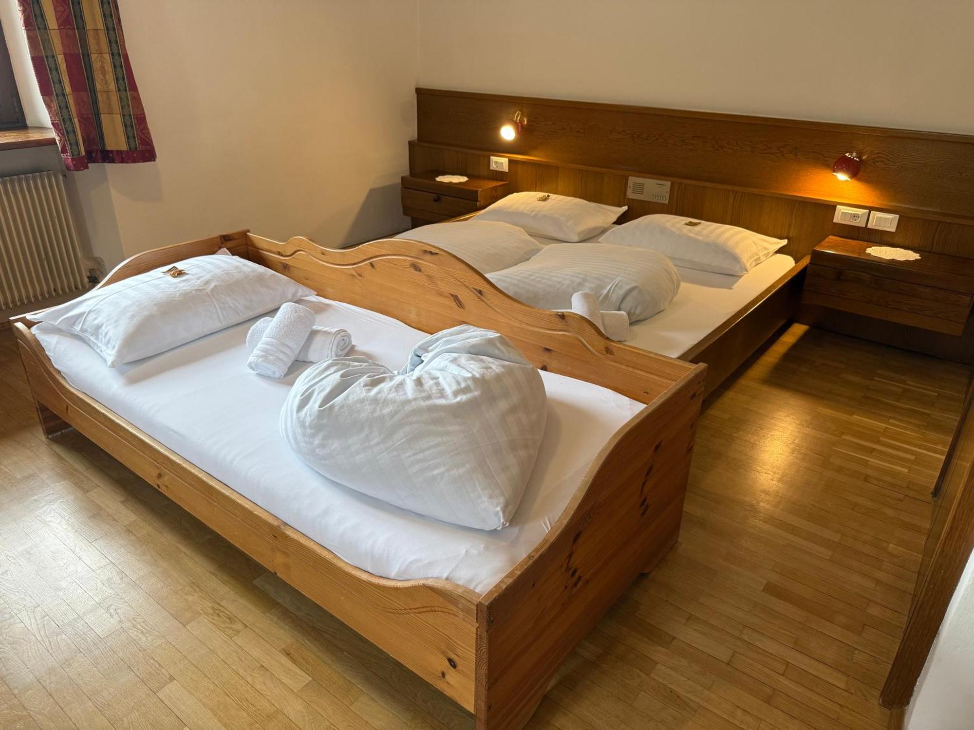 Gasthof Goldenes Lamm Vahrn Екстер'єр фото