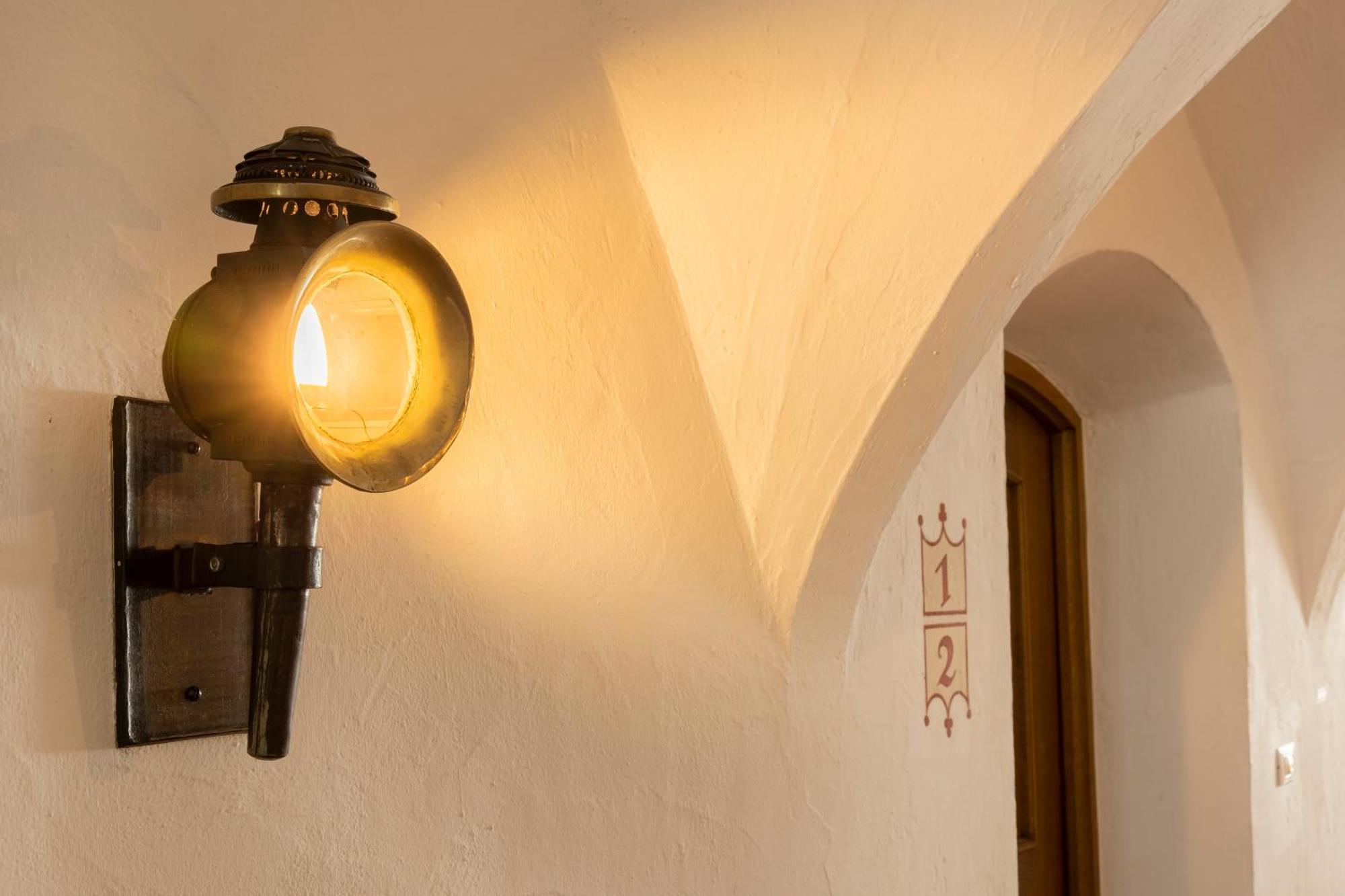 Gasthof Goldenes Lamm Vahrn Екстер'єр фото